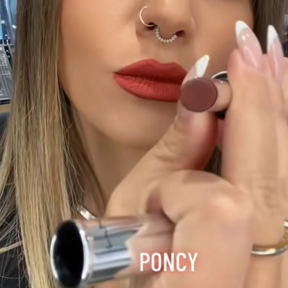 🧚‍♀️PONCY MAC Cosmetics Locked Kiss Lipstick NWT